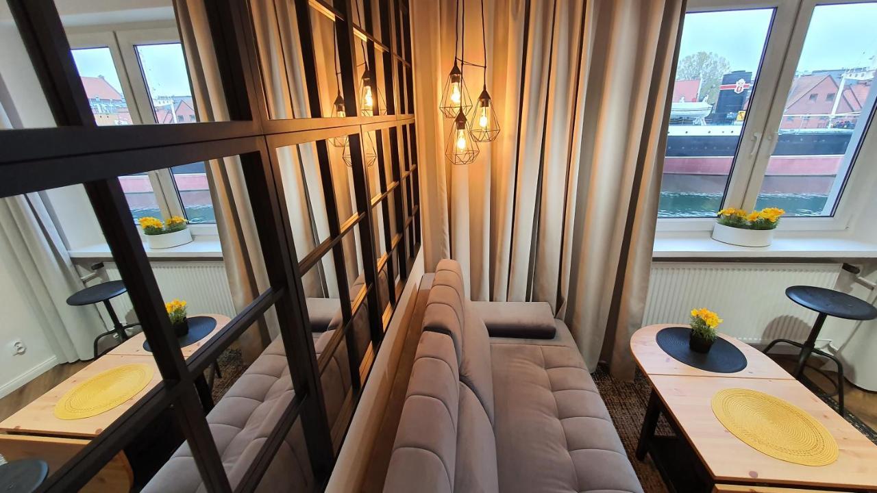 Magical River View By Downtown Apartments กดัญสก์ ภายนอก รูปภาพ